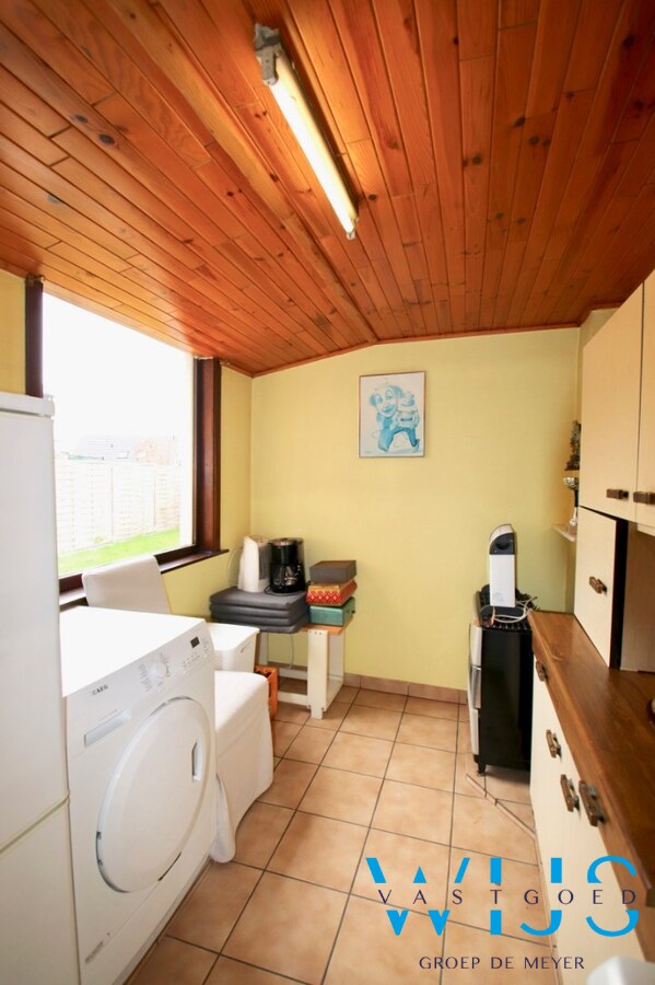 Te renoveren woonhuis in het dorp van Boekhoute ! 