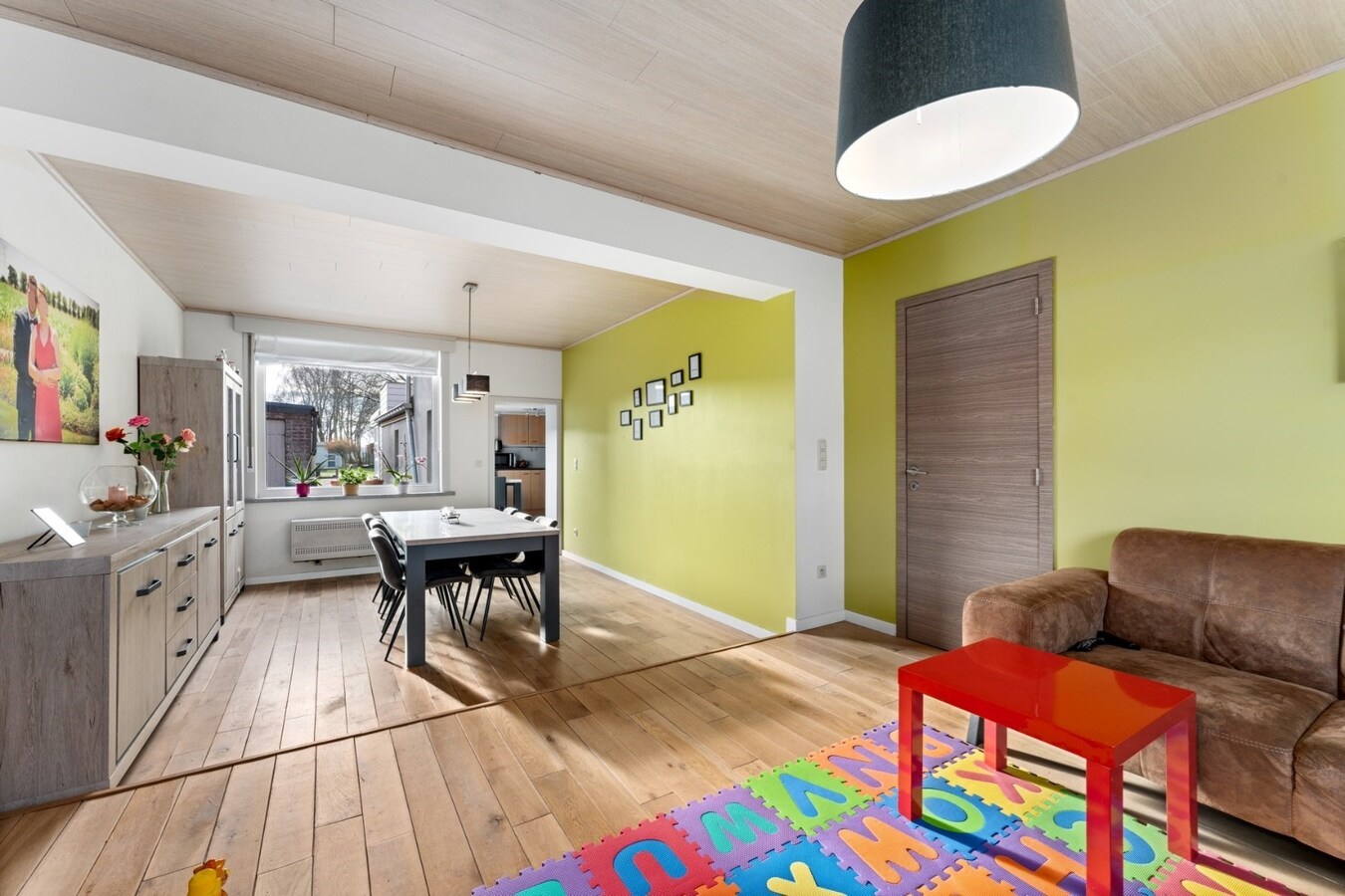 Woning met 4 slaapkamers en garage te Koekelare 