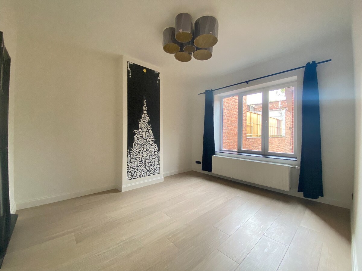 Triplex de 4 chambres proche du centre-ville ! 