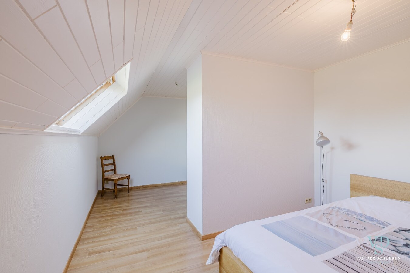 Bijzonder ruime (446m²), tijdloze villa 