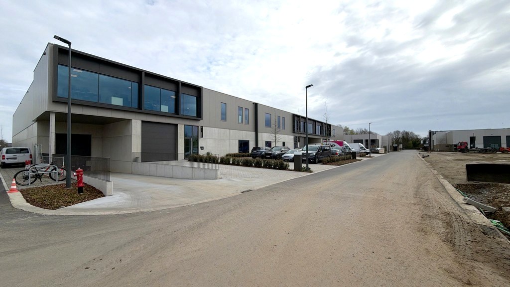 Nieuwbouw loodsen te koop in fase II Cesar Busines Park Bornem