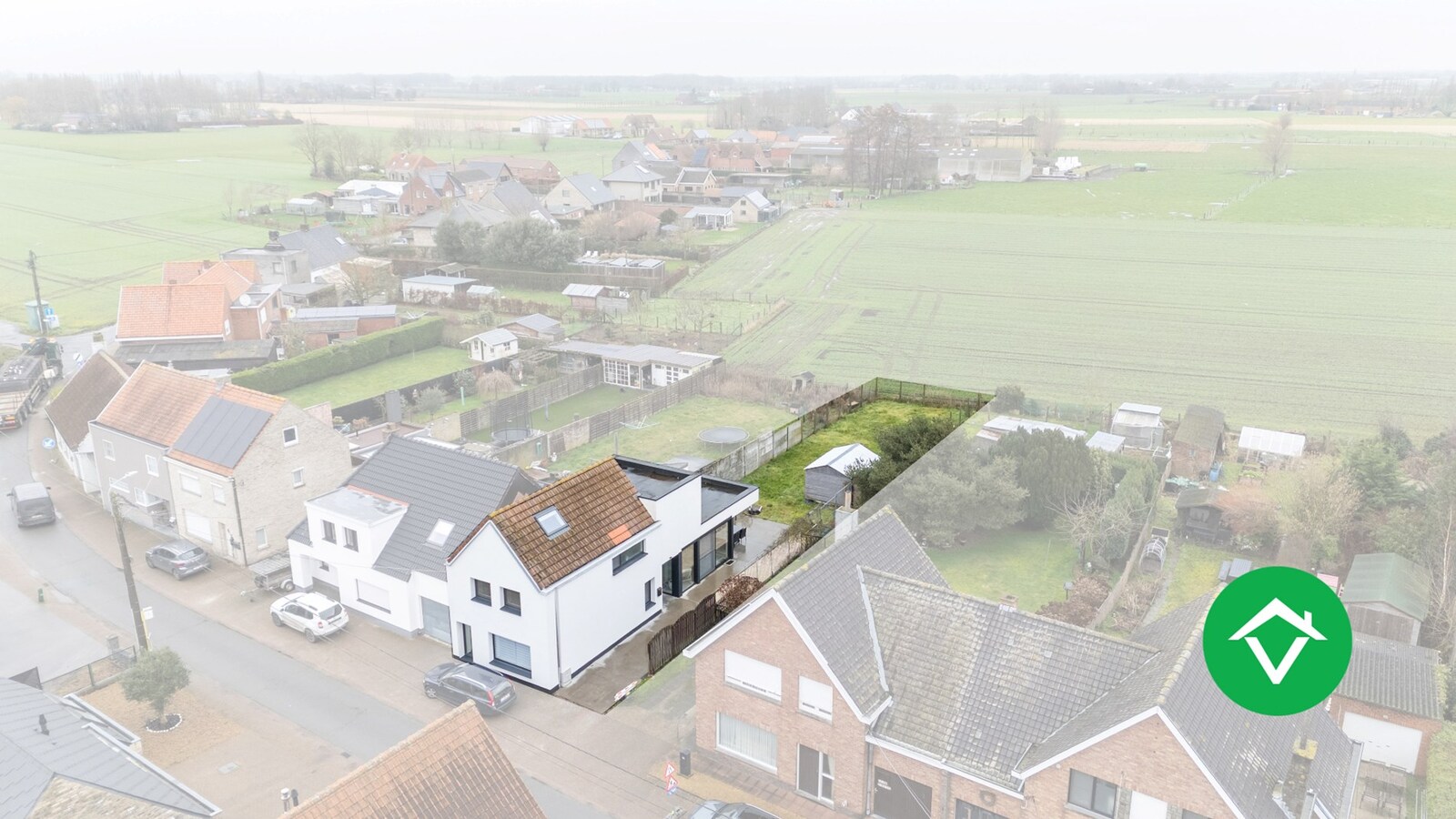 Instapklare gezinswoning met 3 slaapkamers en open veldzicht in Koekelare 