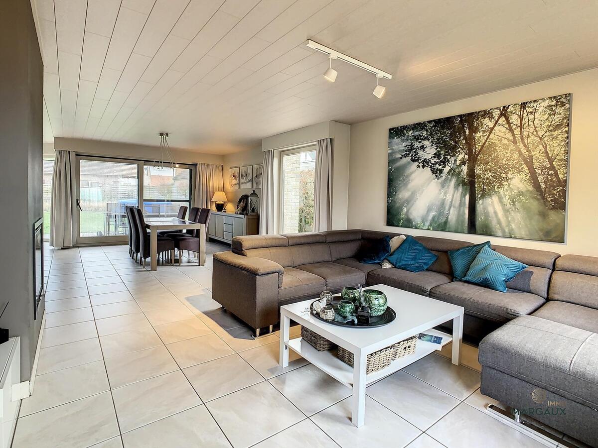 Rustig gelegen vrijstaande villa met grote tuin 