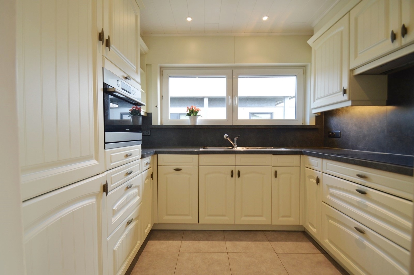 Halfopen bebouwing met 4 slaapkamers - Zeebrugge 