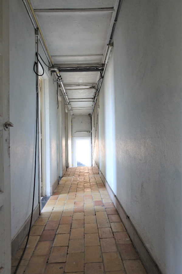 Goed gelegen opslagruimte/atelier 