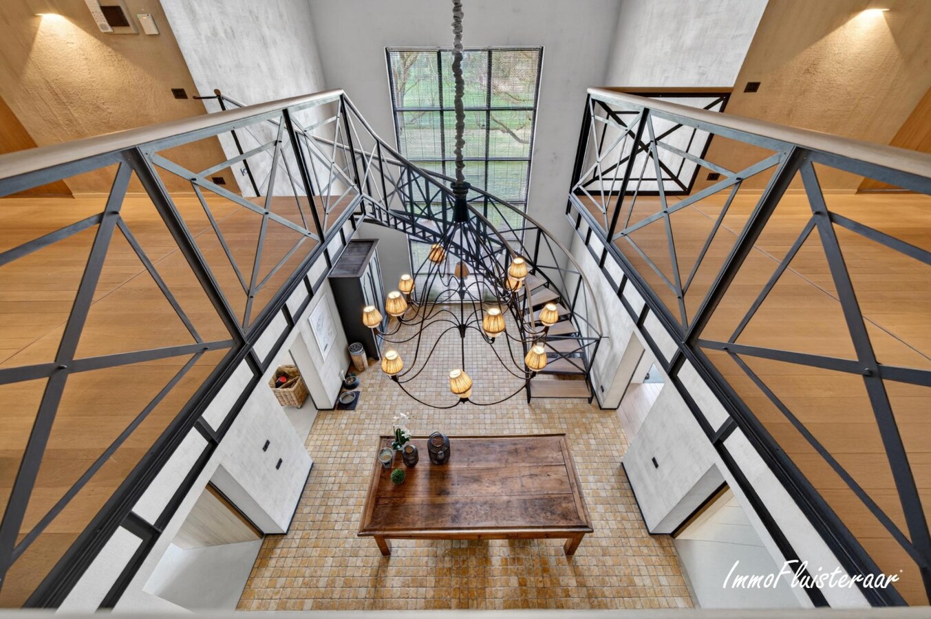 Exclusieve villa met professionele hippische accommodatie op ca. 14,5 ha (mogelijkheid tot aankoop extra gronden) te Astene (Deinze) 