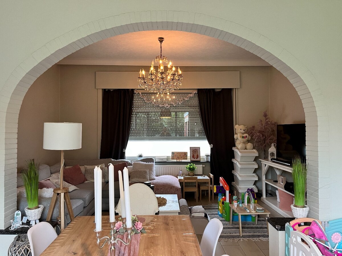 Ruime woning met 3 slaapkamers te Poelkapelle 