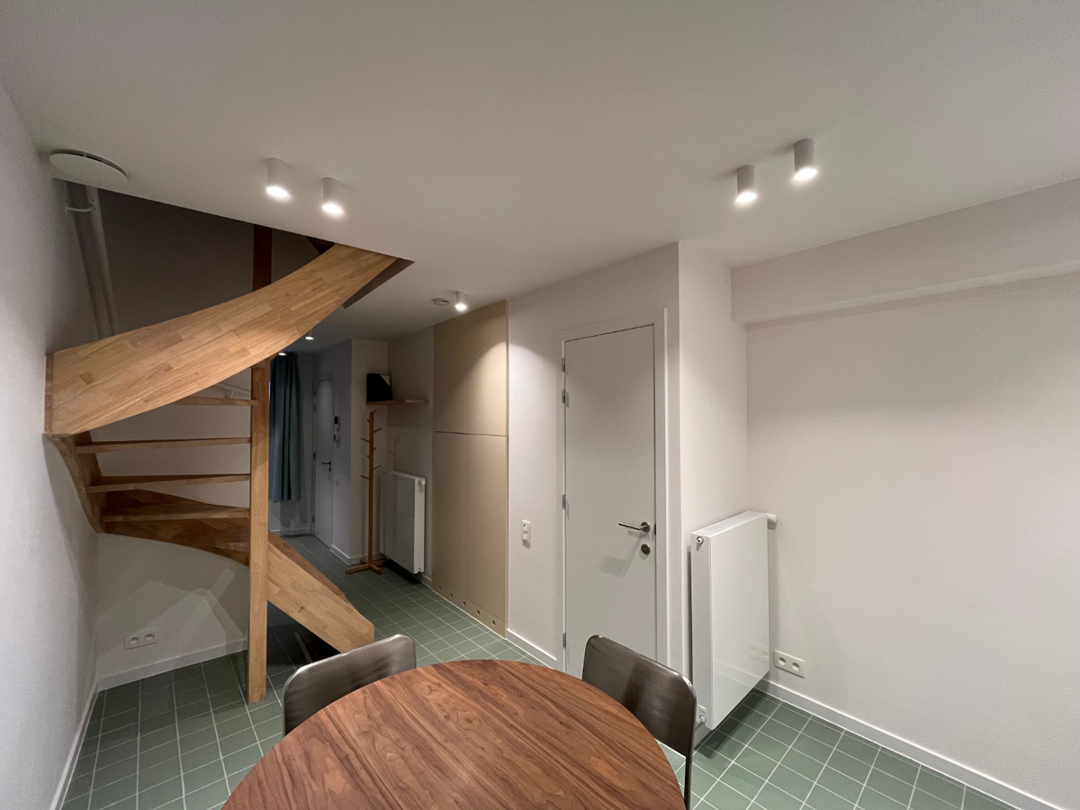 Stijlvol woonhuis-appartement. 