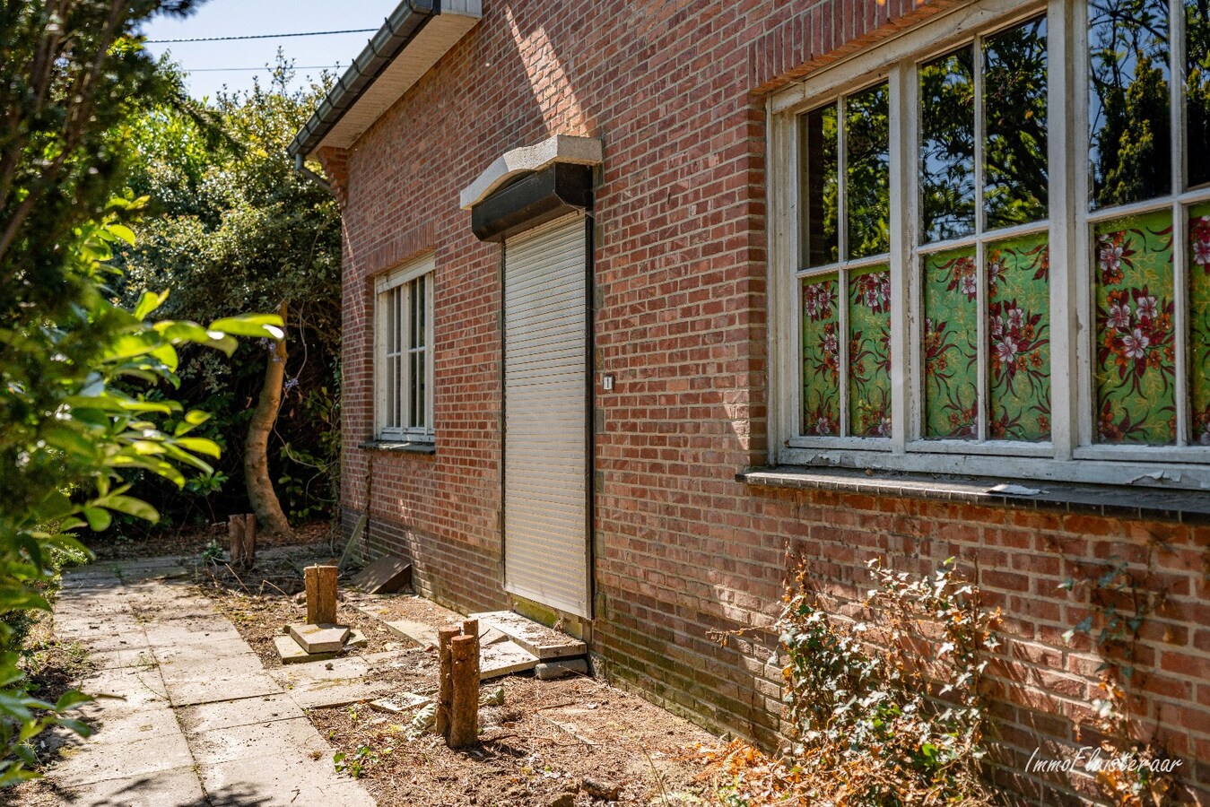 Uniek gelegen te renoveren woning met stalgebouw op ca. 10ha te Herk-de-Stad 