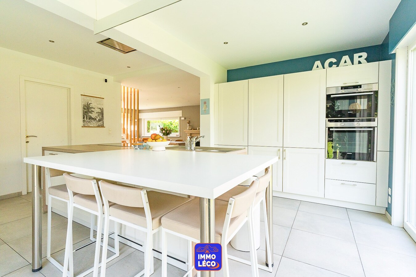 Semi "Plain-Pied" 6 chambres, 2 salles de bains, jardin, carport 2 voitures, COUP DE COEUR ! 