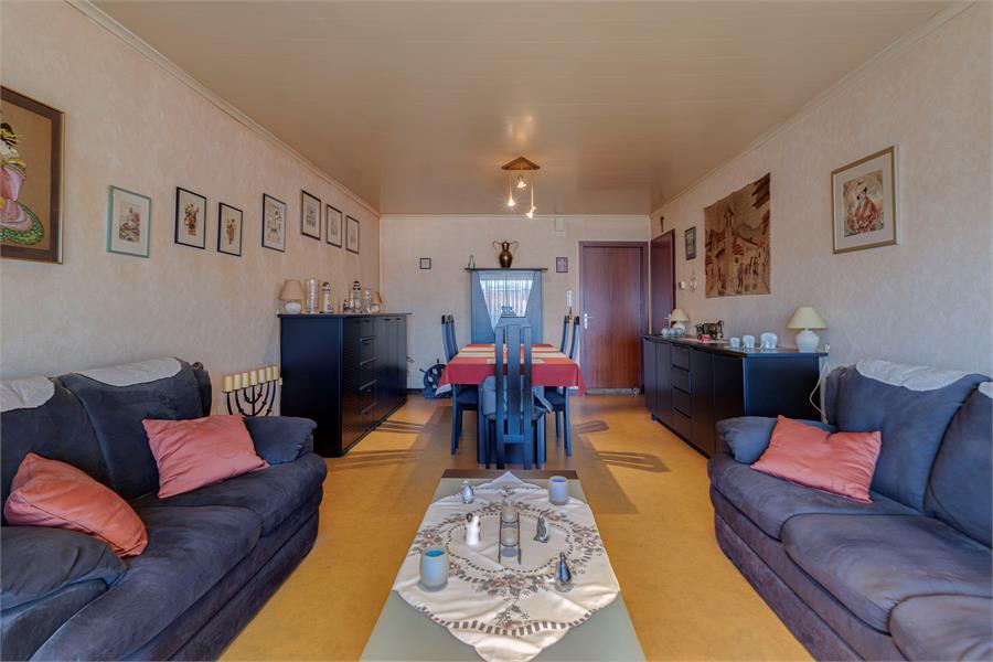 Buitenkans: goed gelegen, op te frissen appartement te centrum Gent 