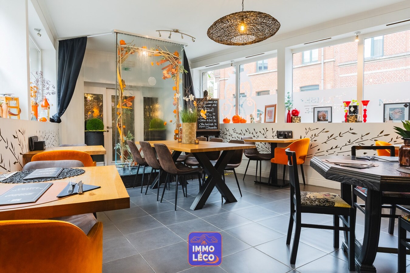 Tea-Room "Fraise &amp; Myrtille" en plein centre-ville, TOP OPPORTUNITE ! 