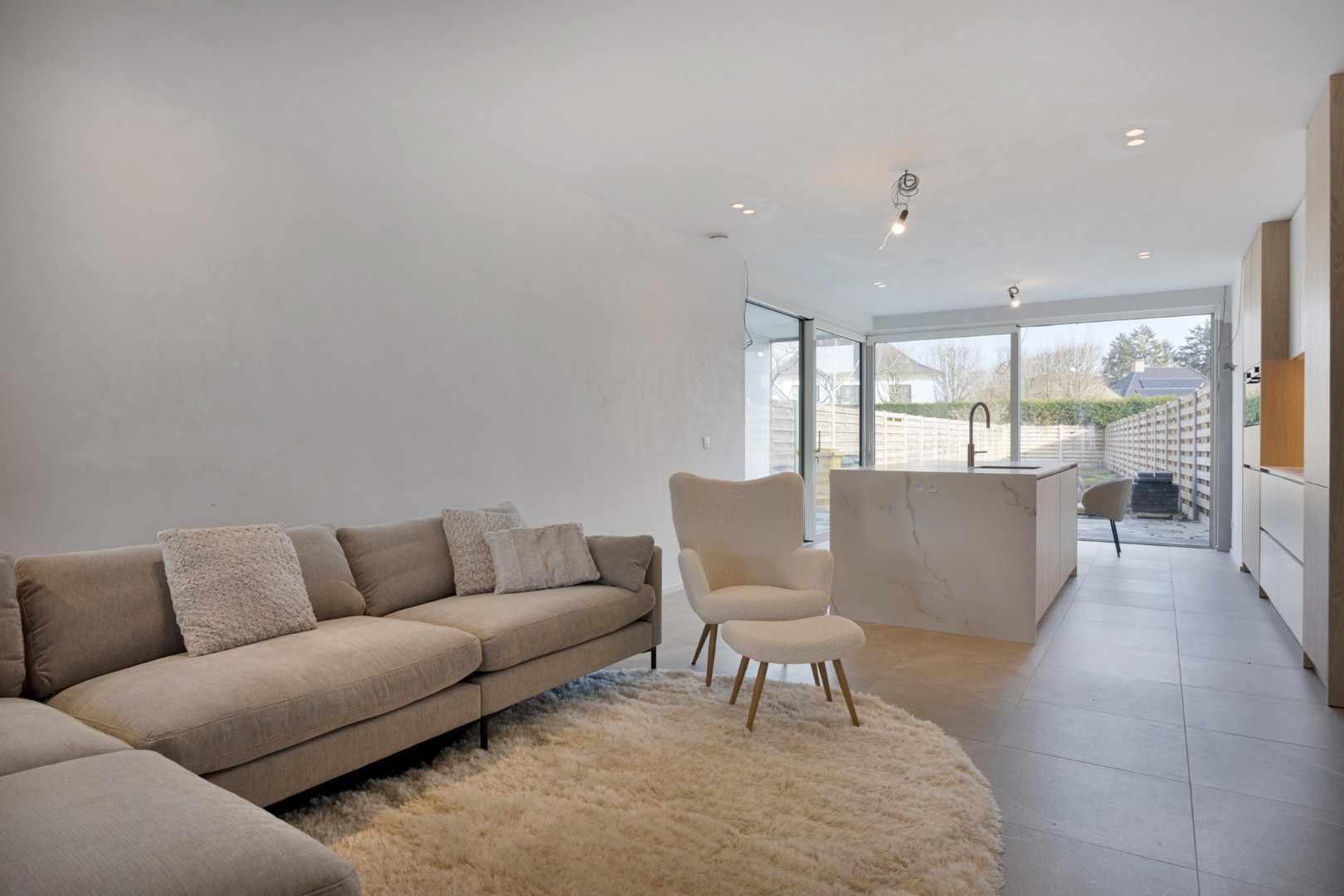 Energiezuinige nieuwbouwwoning met 5 slpk. en ruime stadstuin in het hart van Geel 