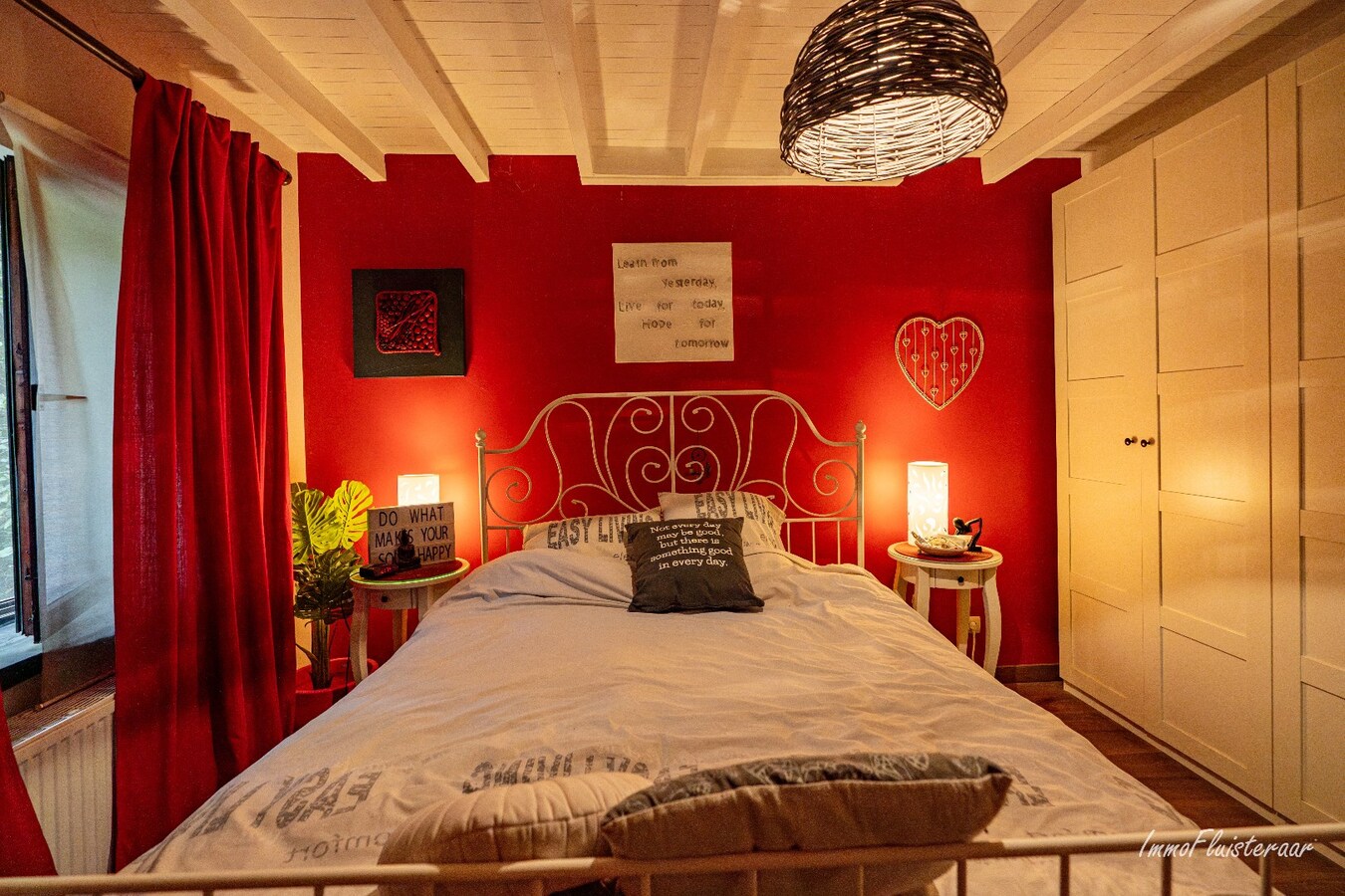 Maison prête à emménager dans un environnement boisé d'environ 24 ares à Keerbergen. 