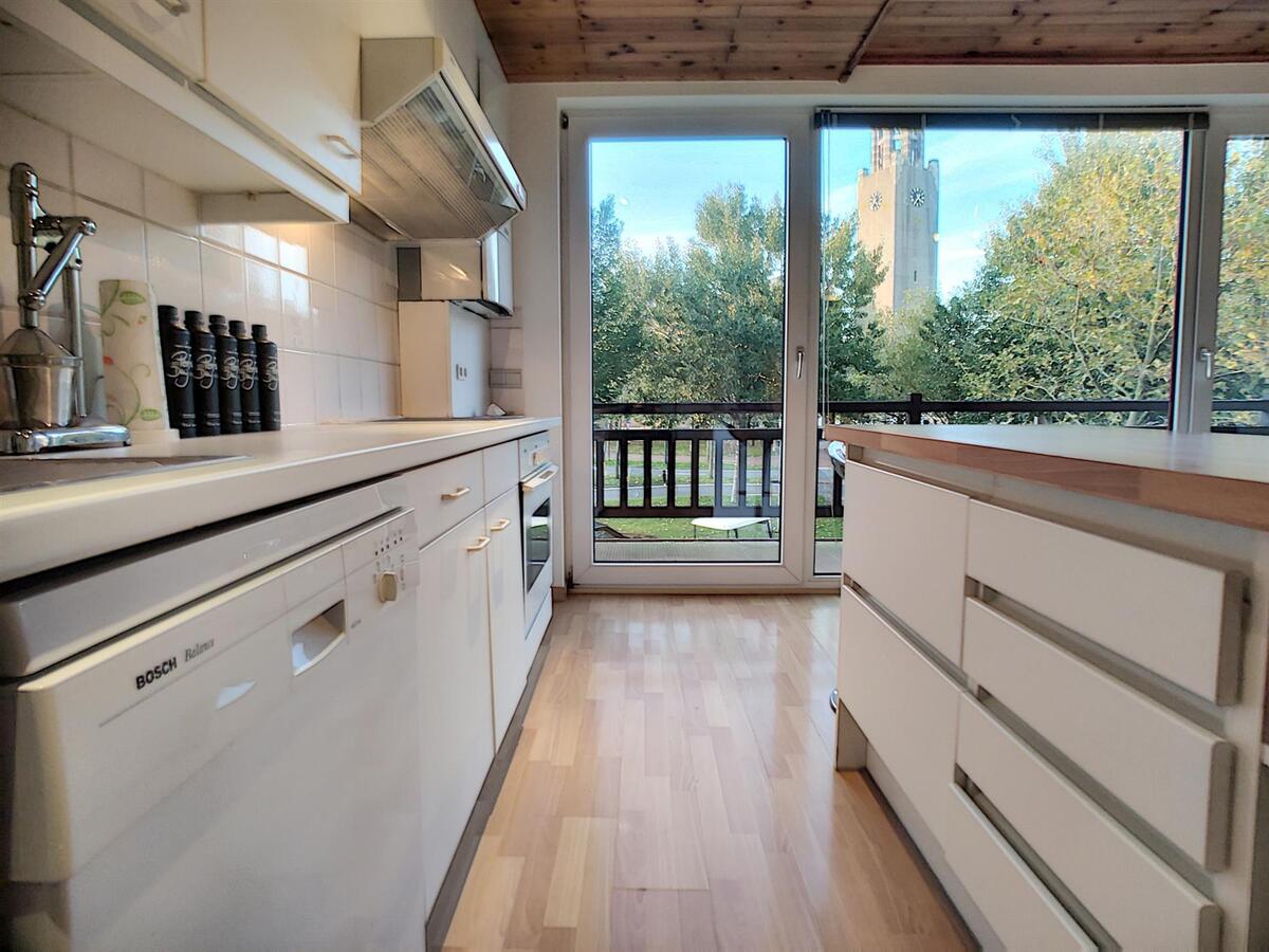 Instapklaar, ruim appartement met terras - Knokke 