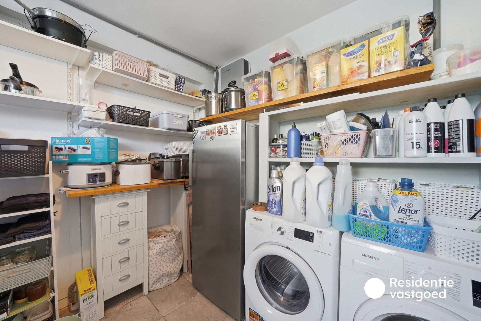 Ruime alleenstaande woning met 4 slaapkamers in rustige omgeving 