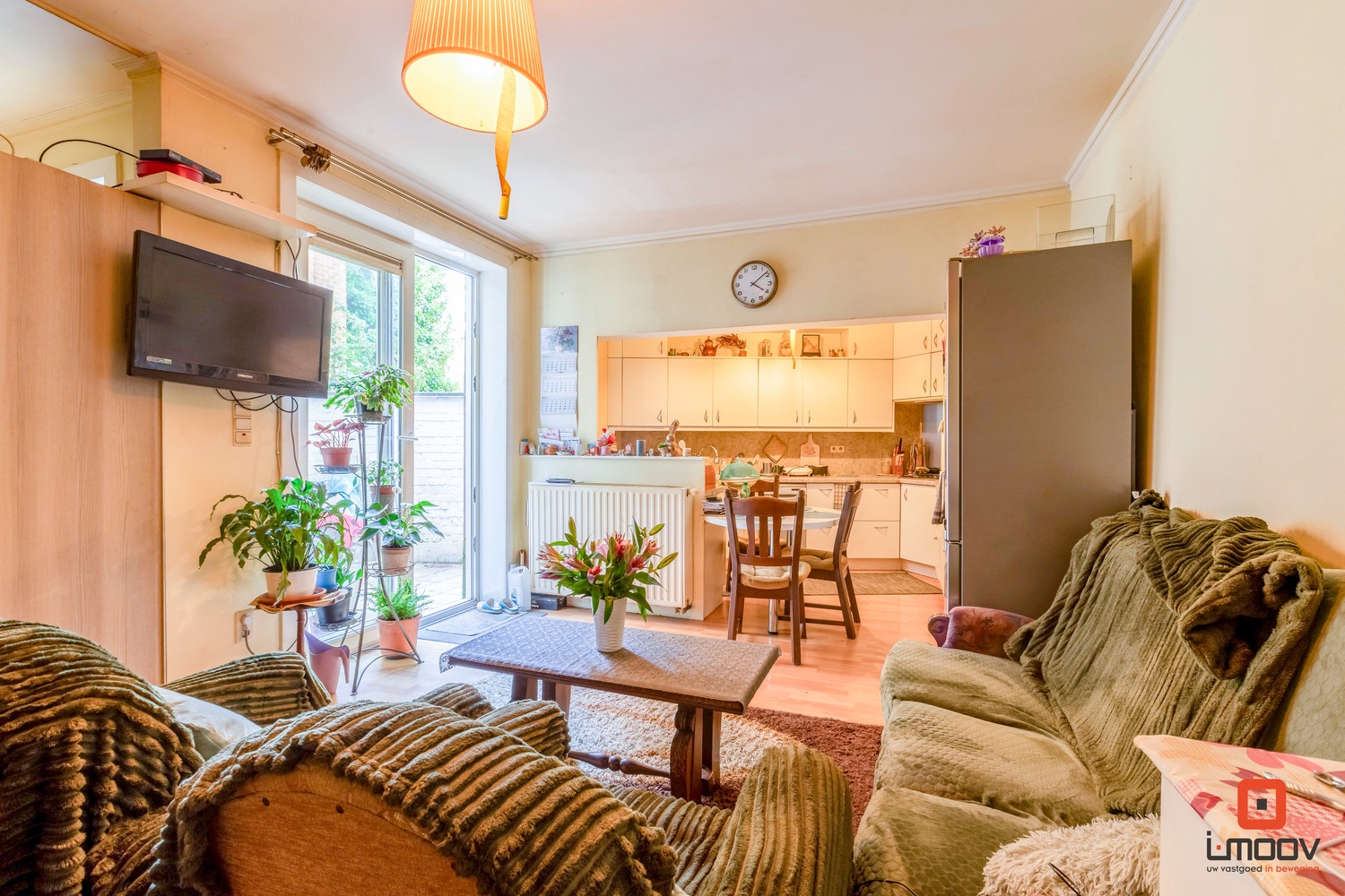 Ruim appartement aan Sint-Pieters station 