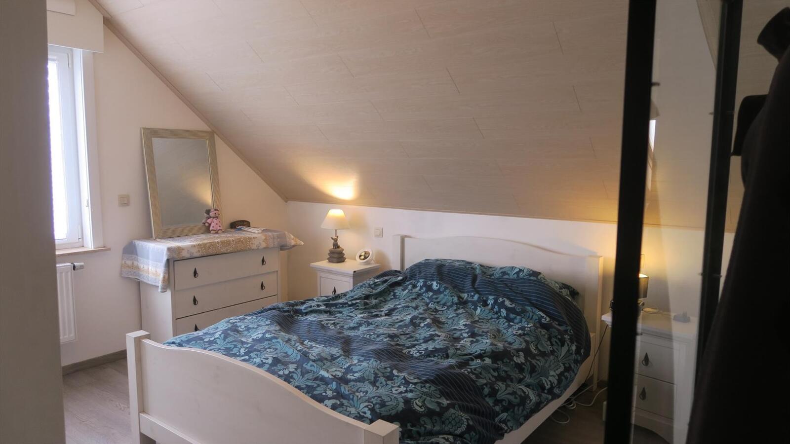 Recente halfopen woning (2012) in rustige woonwijk 