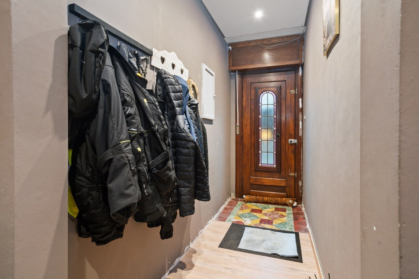 Centraal gelegen woning op ruim perceel van 721m² 