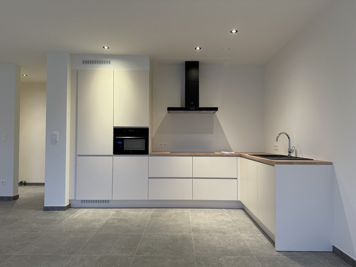 Benedenwoning verhuurd in Ravels