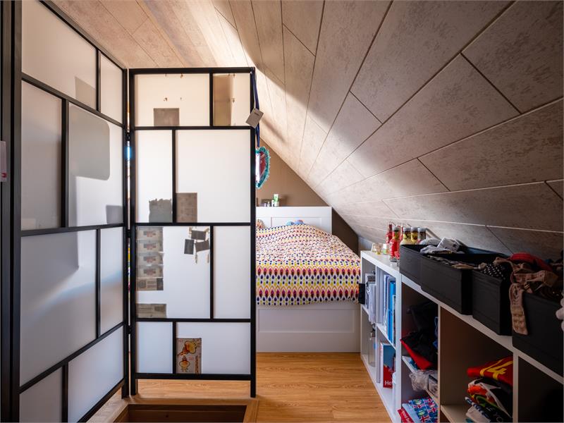 Instapklare woning in rustige wijk te Eeklo. 