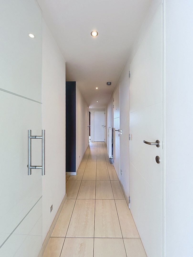 Dakappartement met prachtig zicht op de golf en grote terrassen 