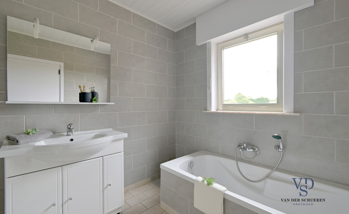 Ruime, degelijke woning 