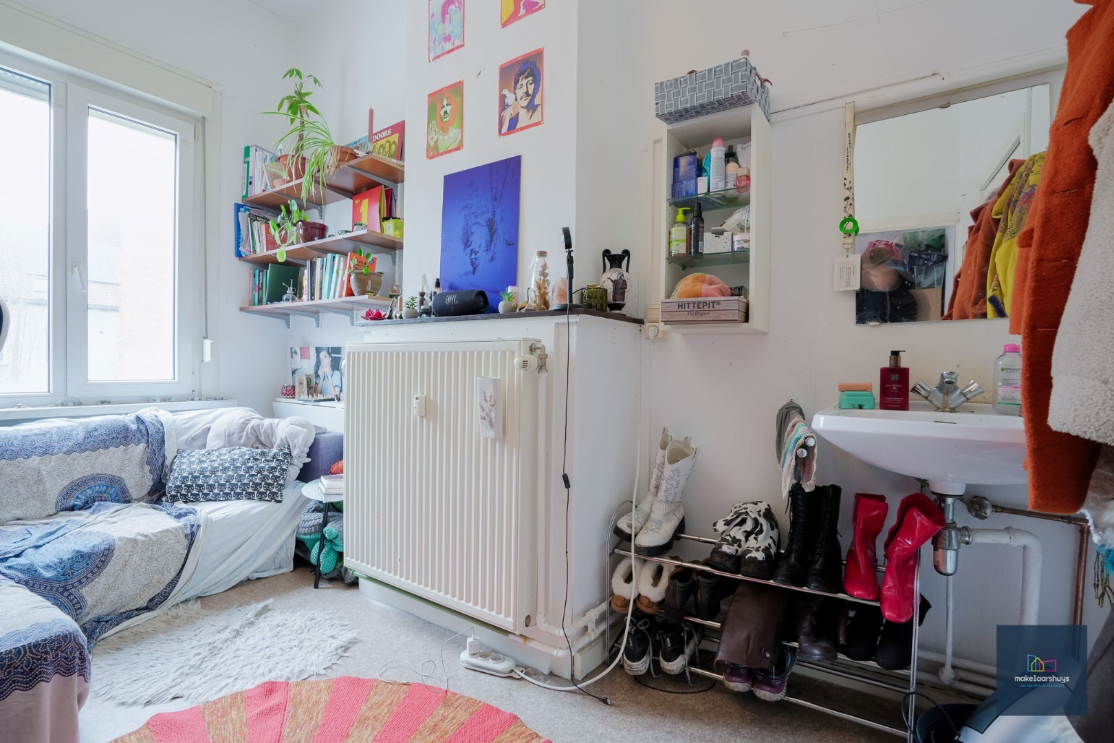 Gunstig gelegen opbrengsteigendom nabij de Coupure 