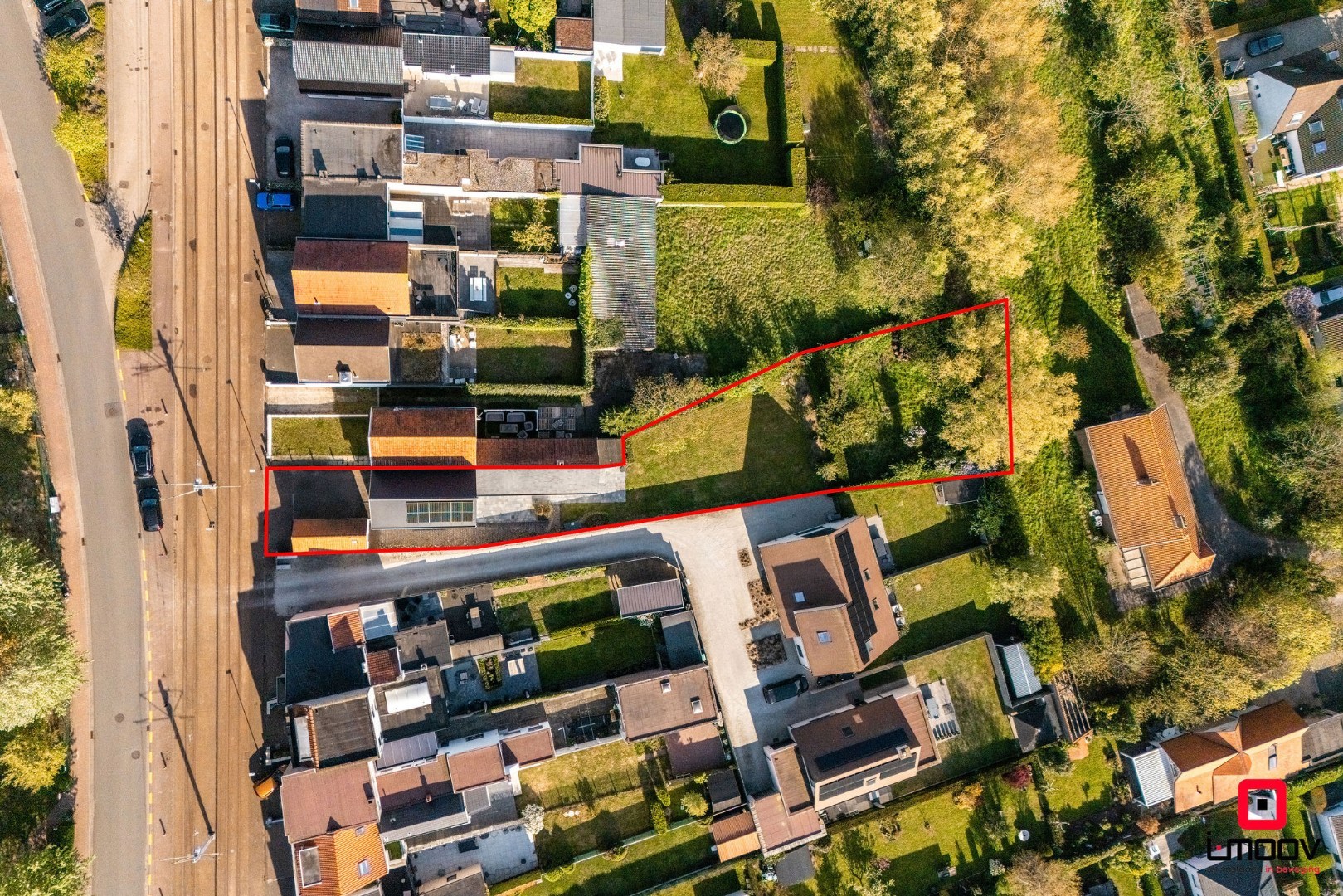 Authentieke woning met zonnige tuin en garage op gegeerde ligging te Knokke 
