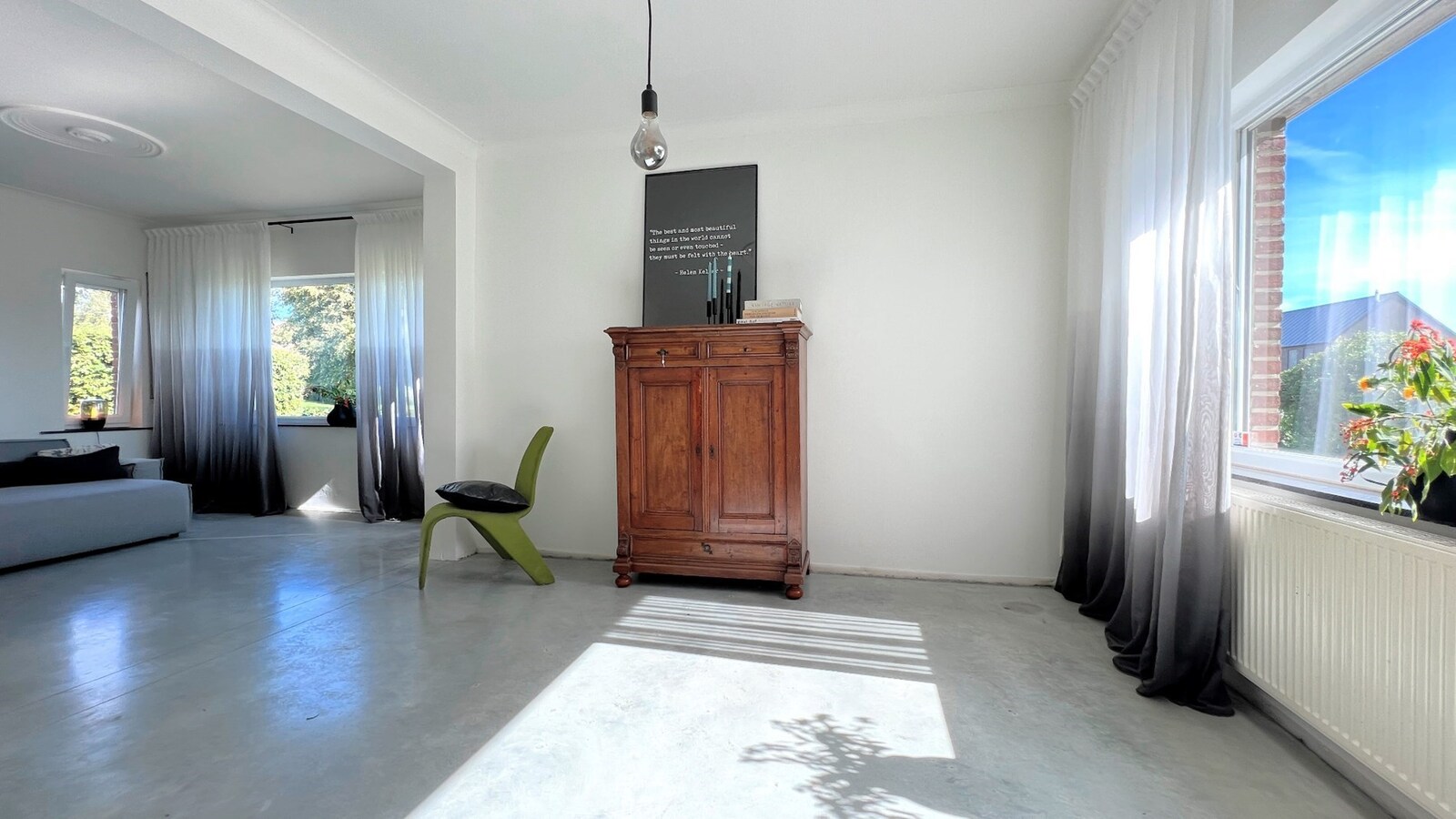 Instapklare gezinswoning op perceel van 2402 m² 