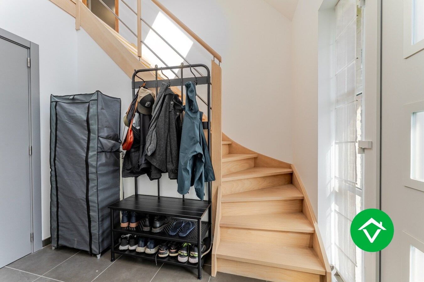 Hedendaagse gezinswoning met 5 slaapkamers en carport in Koekelare (De Mokker) 