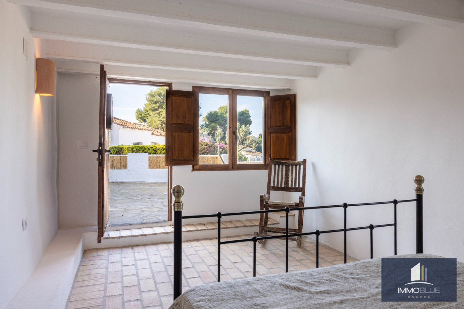 Gerenoveerde villa gelegen in een rustige urbanisatie Tosalet. 