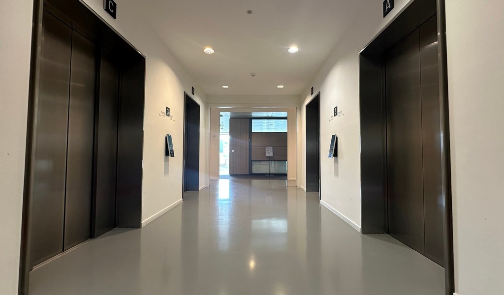 Gemeubelde kantoren met dienstverlening in AA Tower in Gent