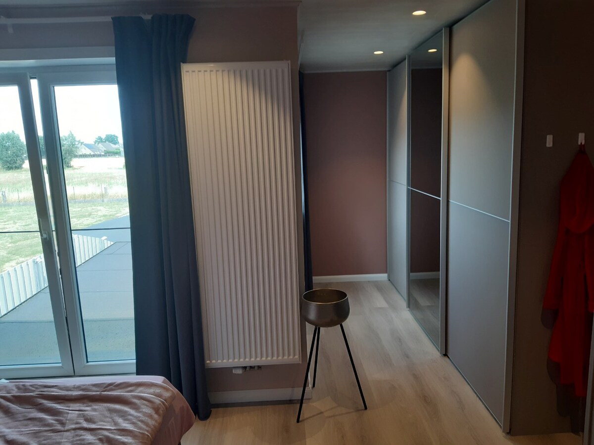 Praktische gezinswoning met leuke tuin. 