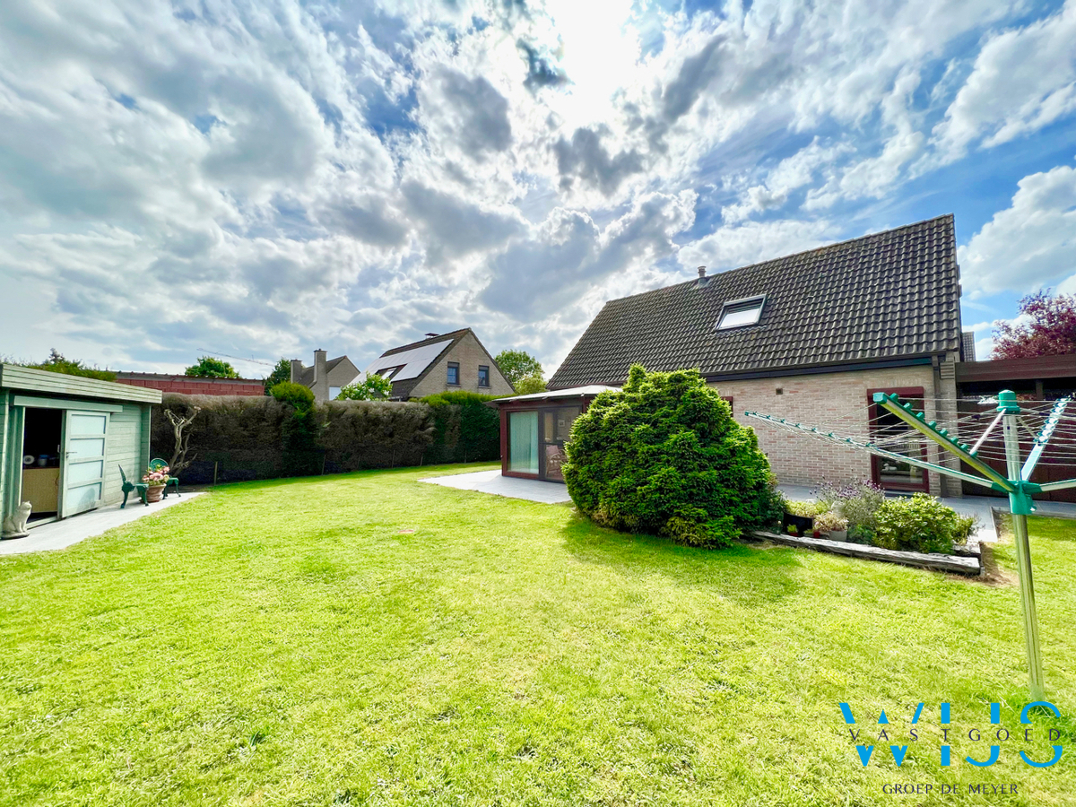 Enorm rustig &amp; goed gelegen woonhuis te Ertvelde ! 
