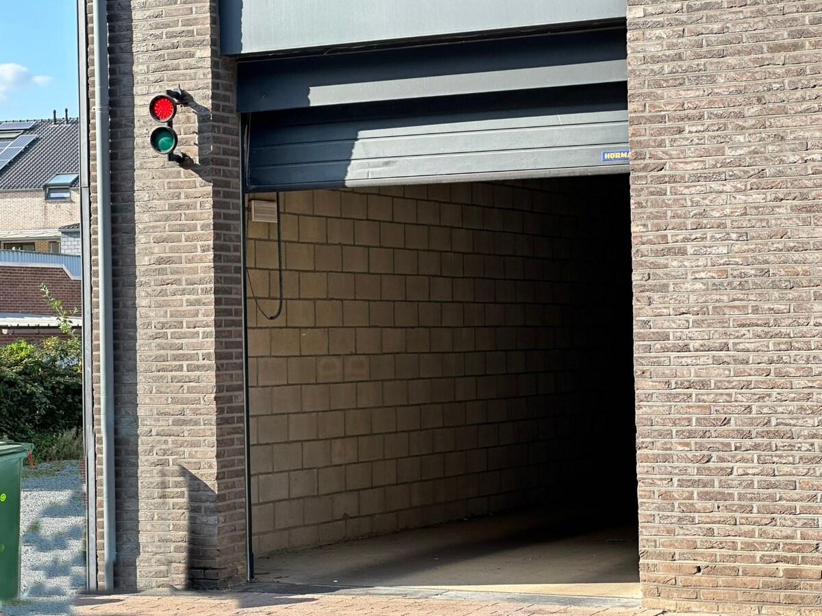 Afgesloten garages in residentie "Ta Pagonia" 