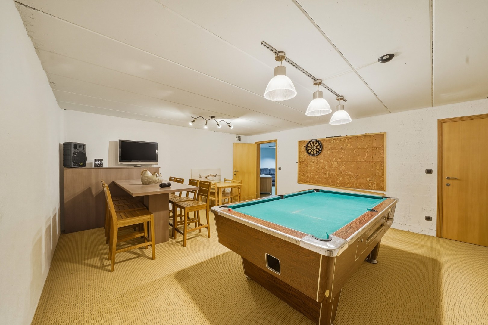 Ruime alleenstaande woning nabij zee en strand! 