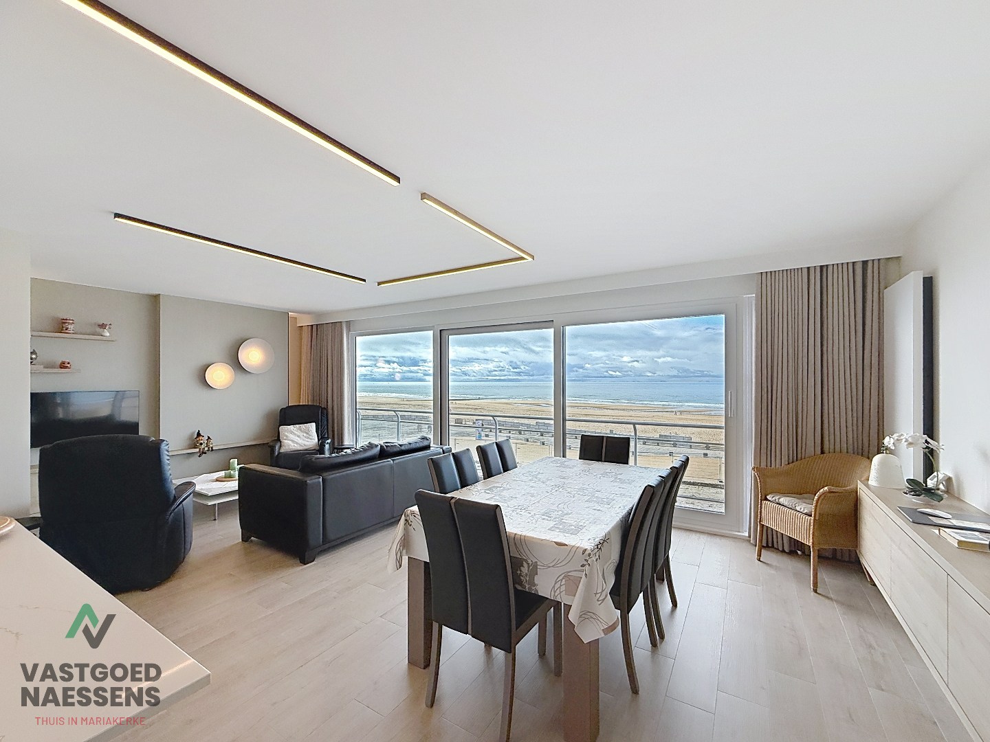 SCHITTEREND VERNIEUWD 3 SLPK APP MET ZICHT OP ZEE EN TERRAS 