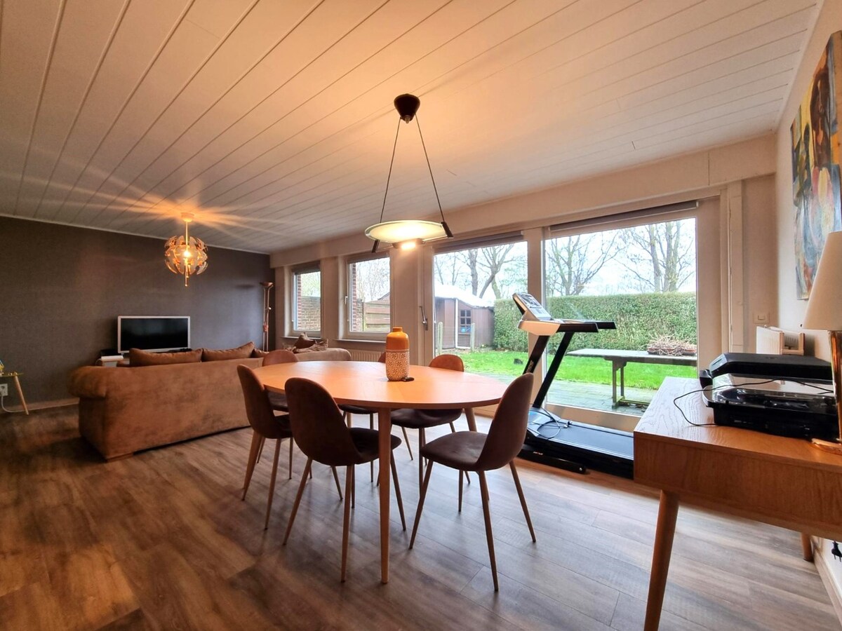 Zeer aangenaam gelegen halfopen woning te Dudzele 