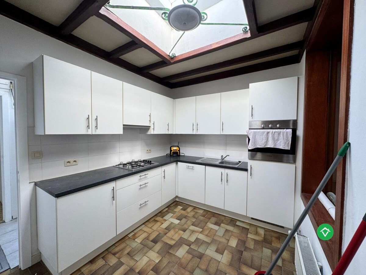 Woning met 2 slaapkamers en garage te Oostende 