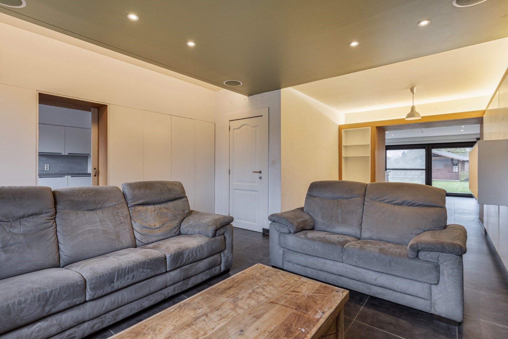 Ruime woning te koop in Afsnee 