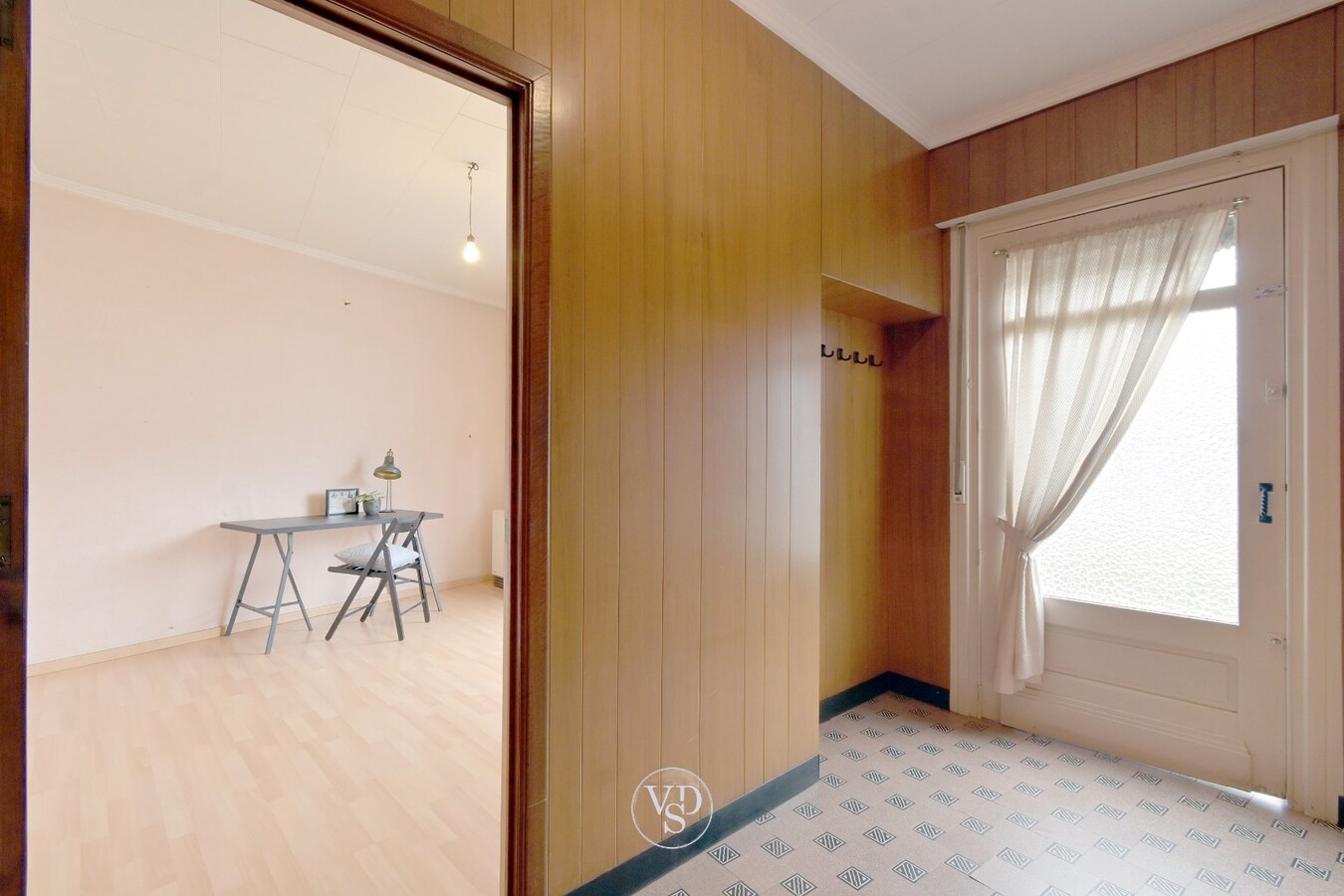 Karaktervolle herenwoning in centrum Asper. 