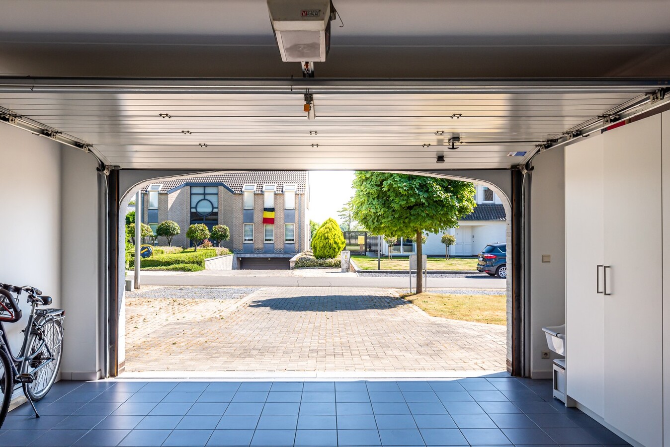 Stijlvol gerenoveerde woning in residentiële wijk op 1254 m² 