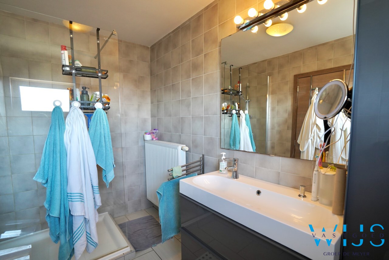 Toffe bel-étage met 3 slaapkamers te ASSENEDE ! 