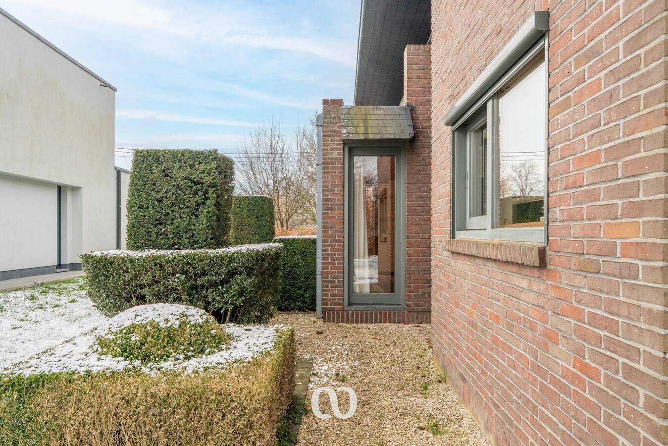Bijzondere architectenwoning in groene en rustige omgeving 