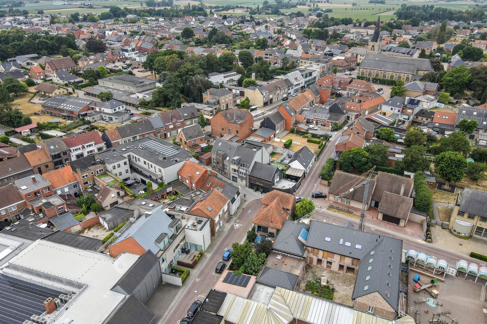 Instapklaar appartement (garage mogelijk) in het centrum van Aartrijke 