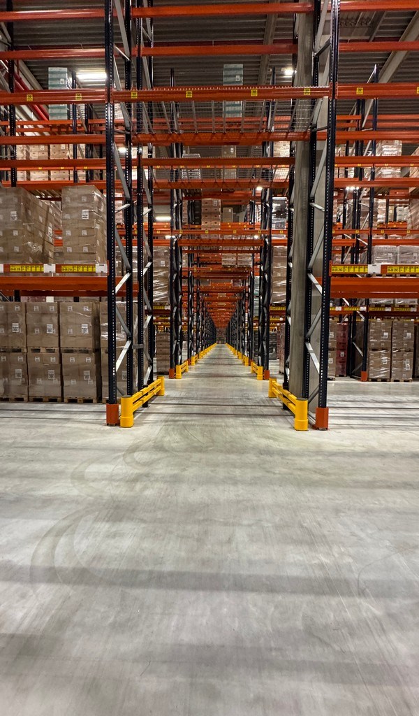 Nieuwbouw logistieke magazijnen te huur in de haven van Gent