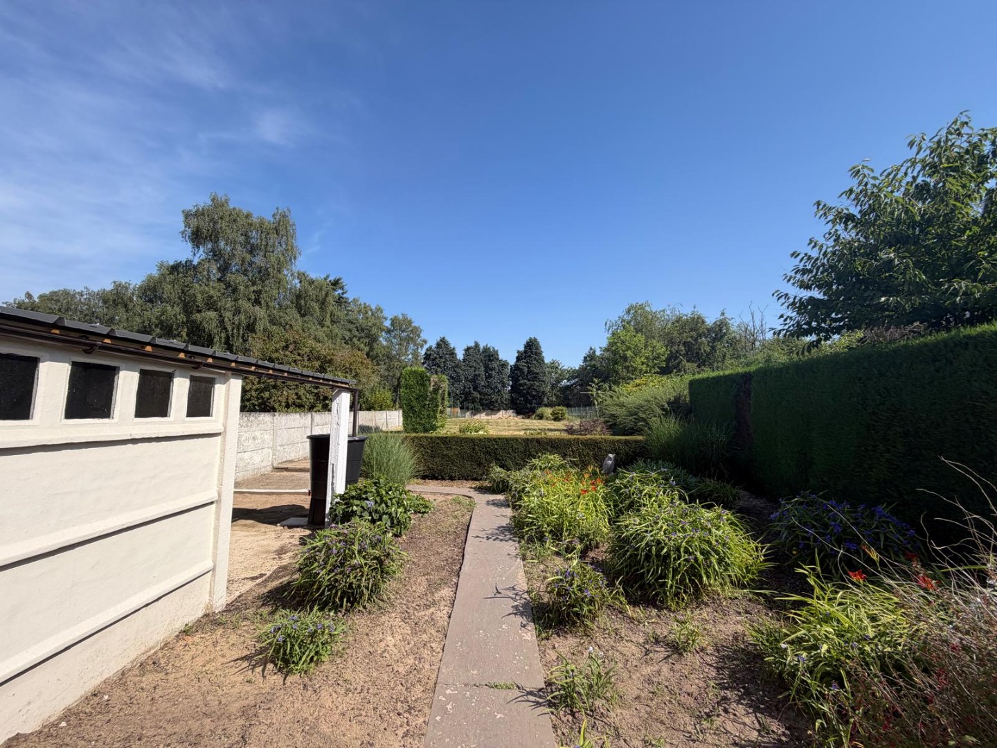 Ruime gezinswoning met grote tuin te huur in Balen 