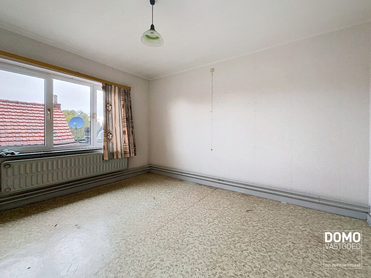 RUIME WONING MET GARAGE, TUIN &amp; 3 SLAAPKAMERS TE ALKEN 