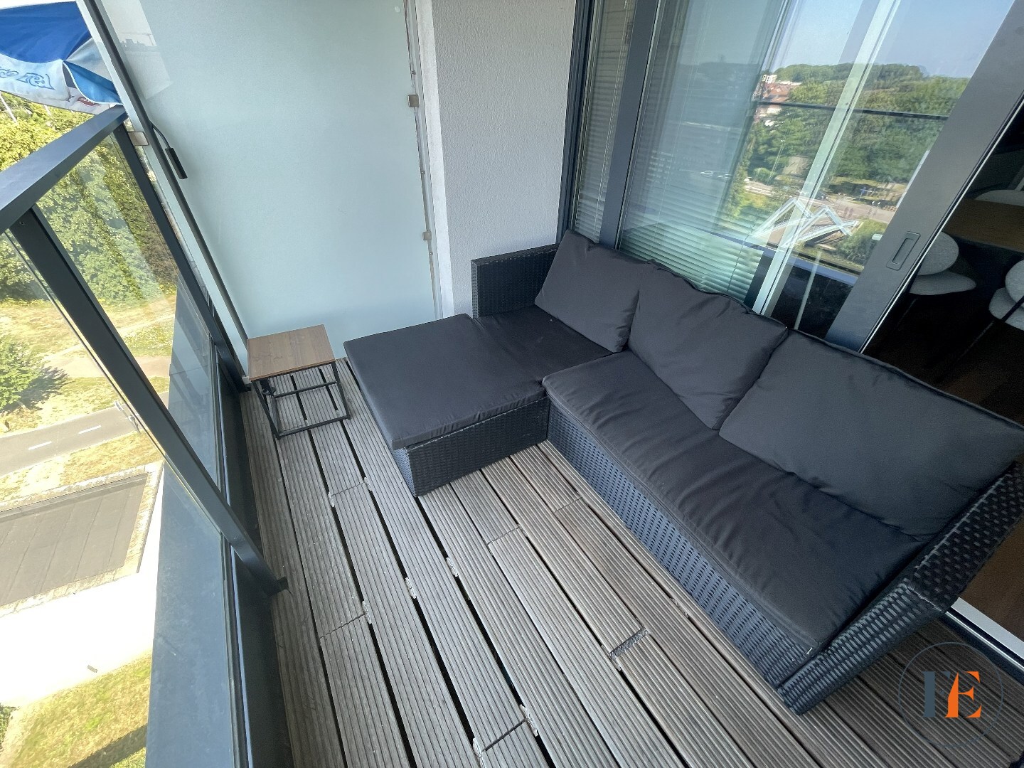 Appartement  2slpk, met garage, terras en zicht op het water. 